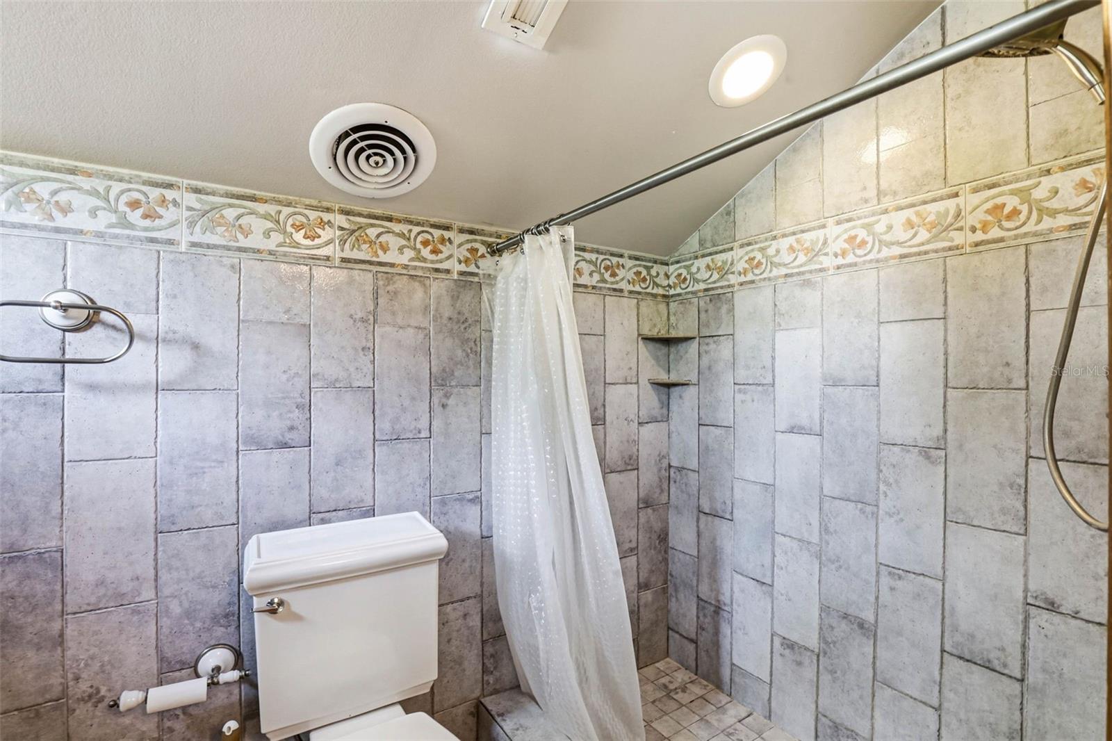 TWIN BRANCH ACRES UNIT TWO - Residential