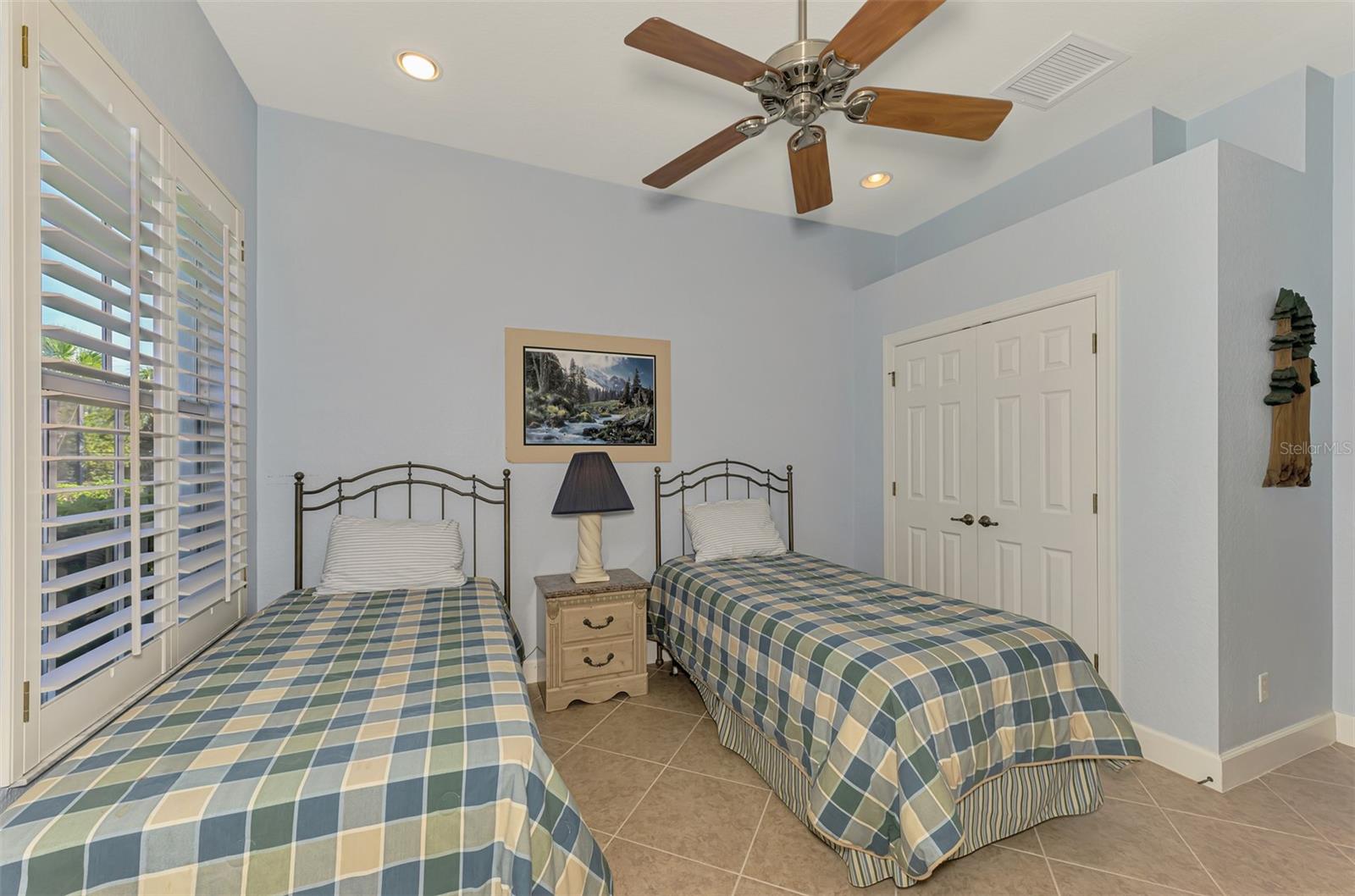 RIVERWOOD - Residential