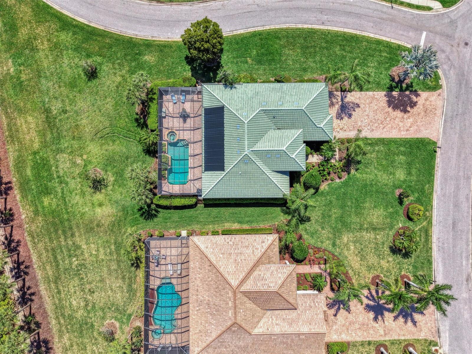 RIVERWOOD - Residential