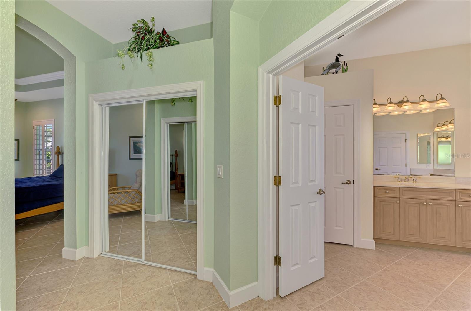 RIVERWOOD - Residential