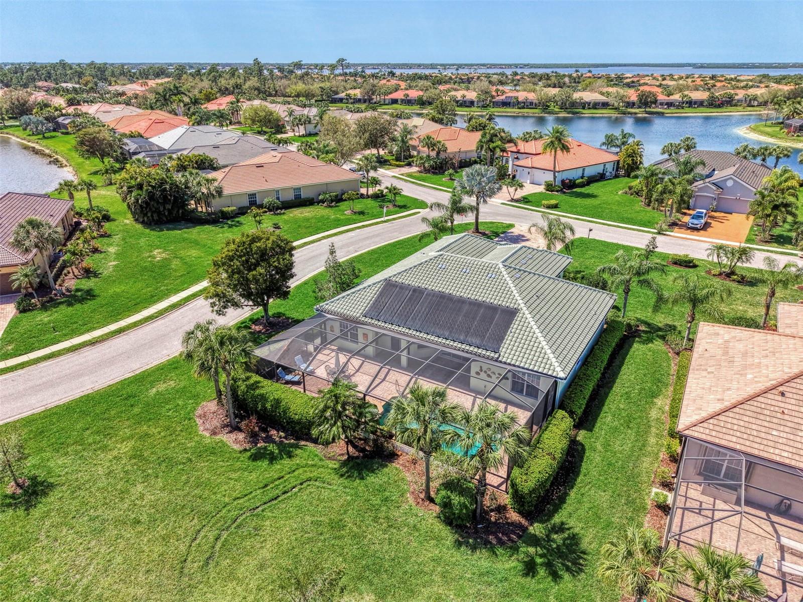 RIVERWOOD - Residential