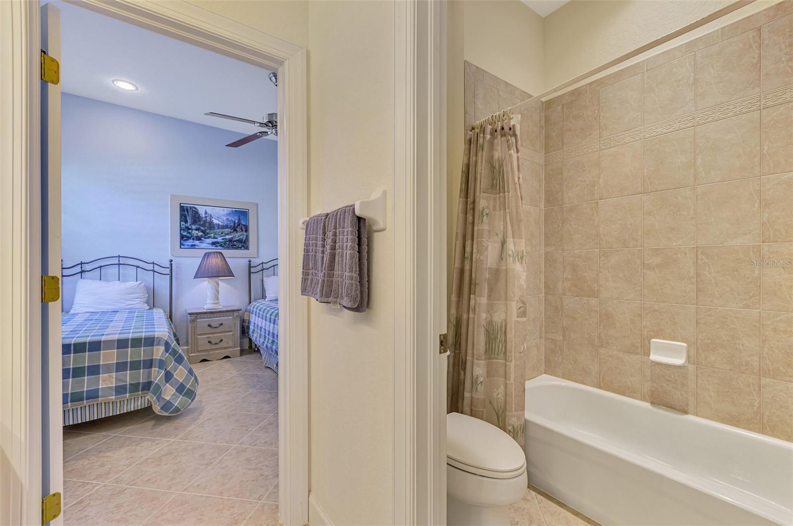 RIVERWOOD - Residential