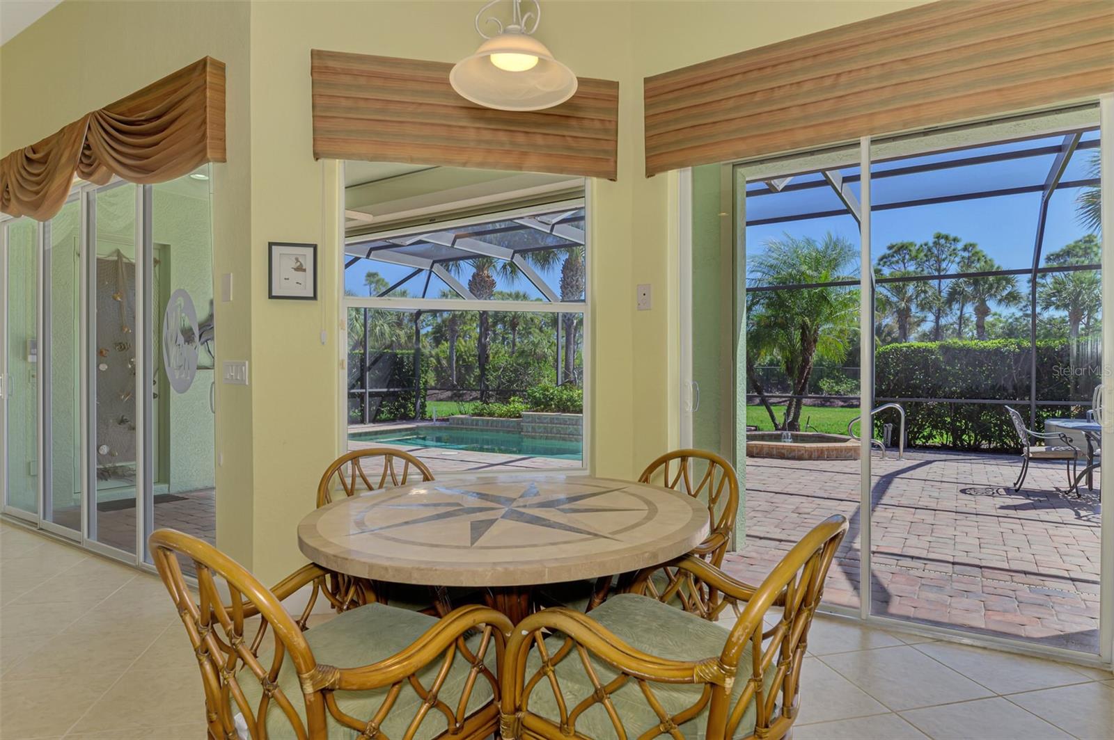 RIVERWOOD - Residential