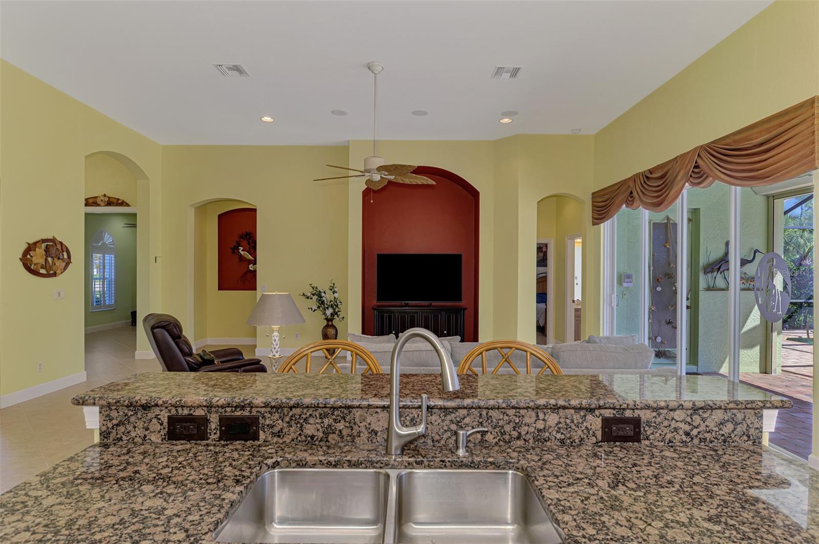 RIVERWOOD - Residential