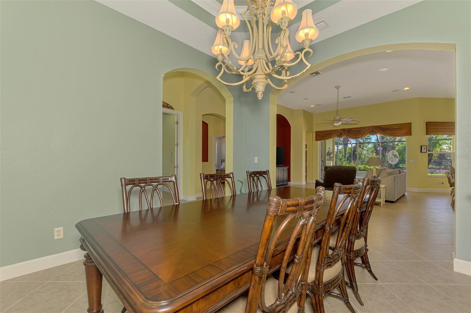 RIVERWOOD - Residential