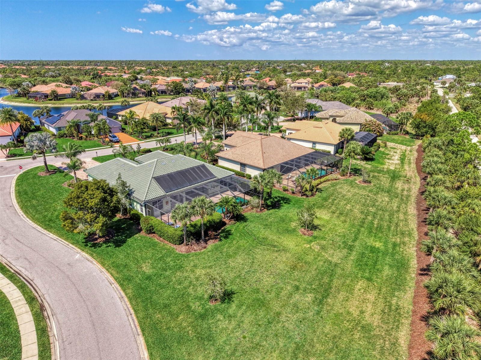 RIVERWOOD - Residential