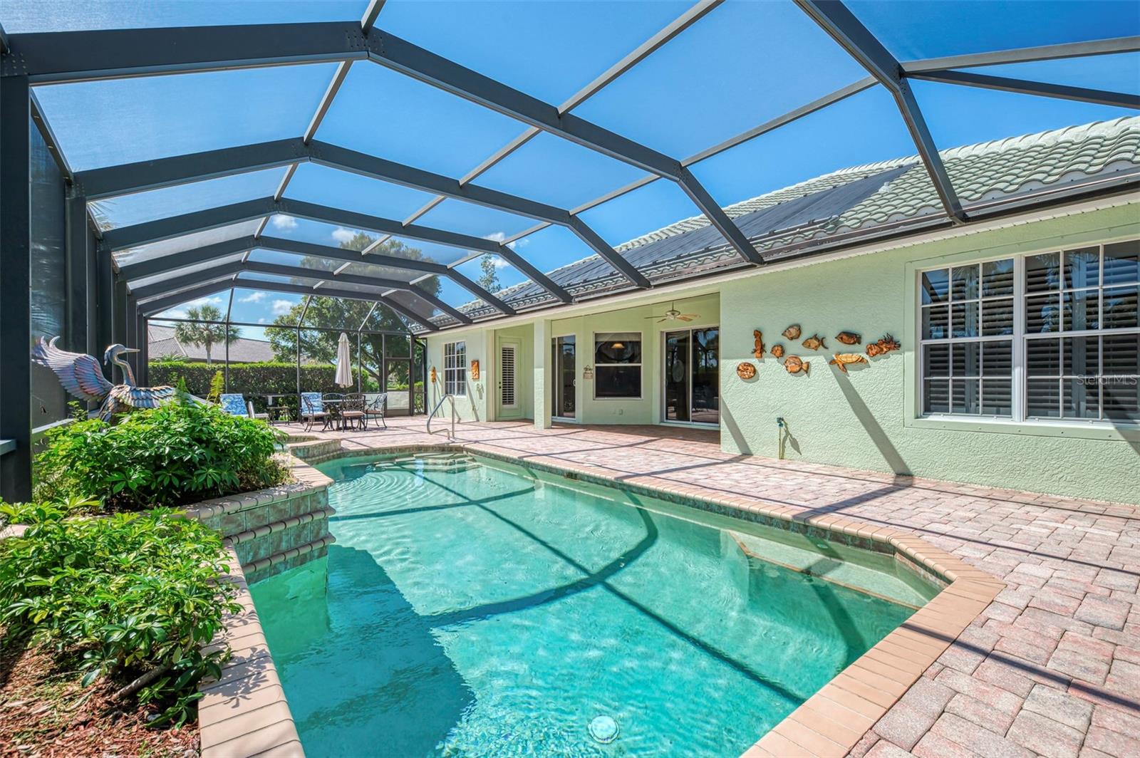 RIVERWOOD - Residential