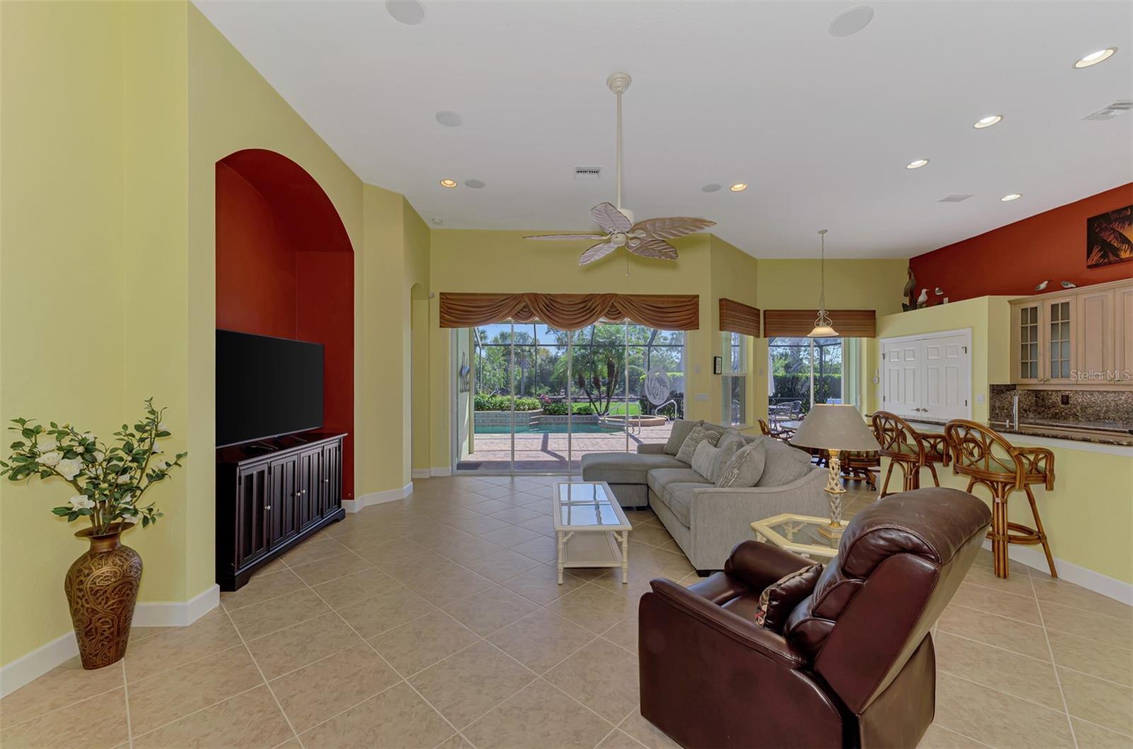 RIVERWOOD - Residential