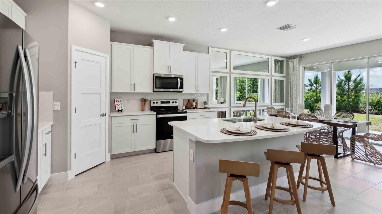 RIDGE AT HEATHBROOK - Residential