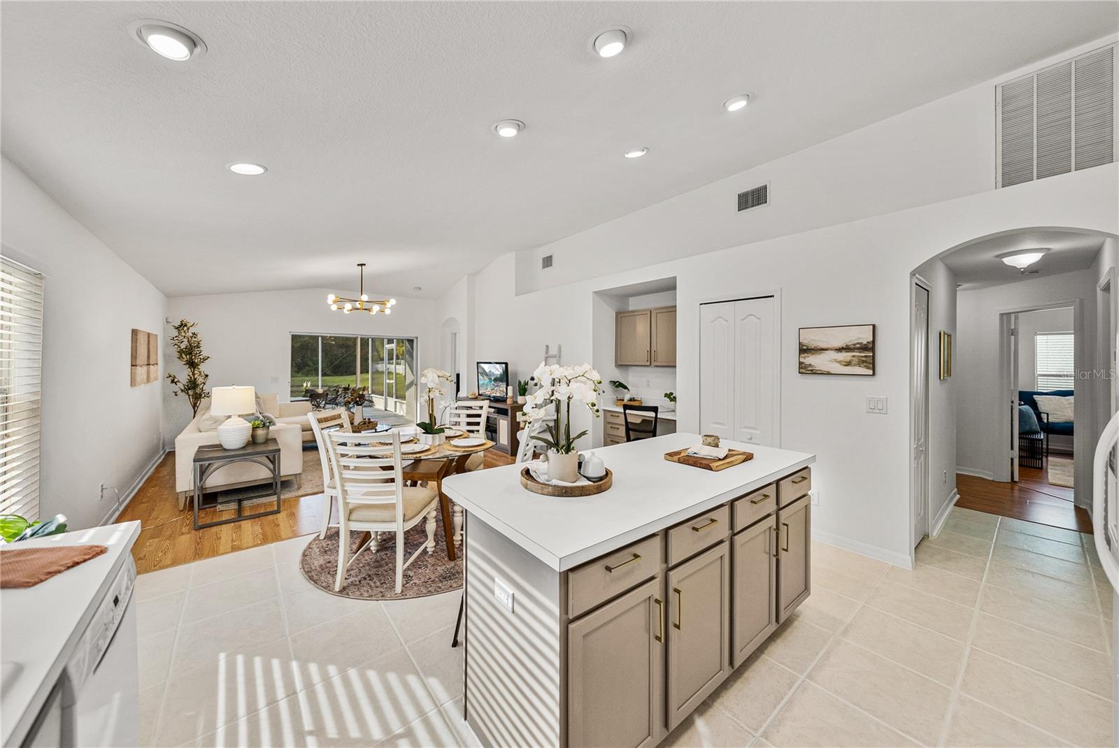 MEADOW POINTE 04 PRCL J - Residential