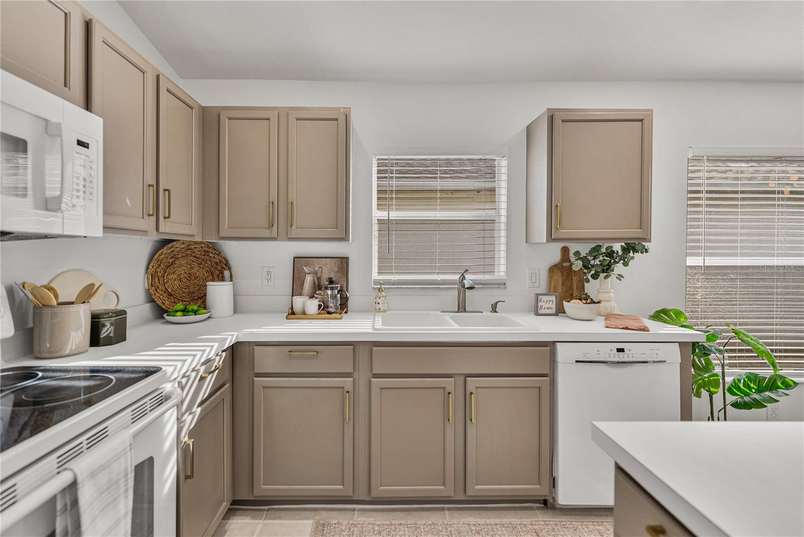 MEADOW POINTE 04 PRCL J - Residential