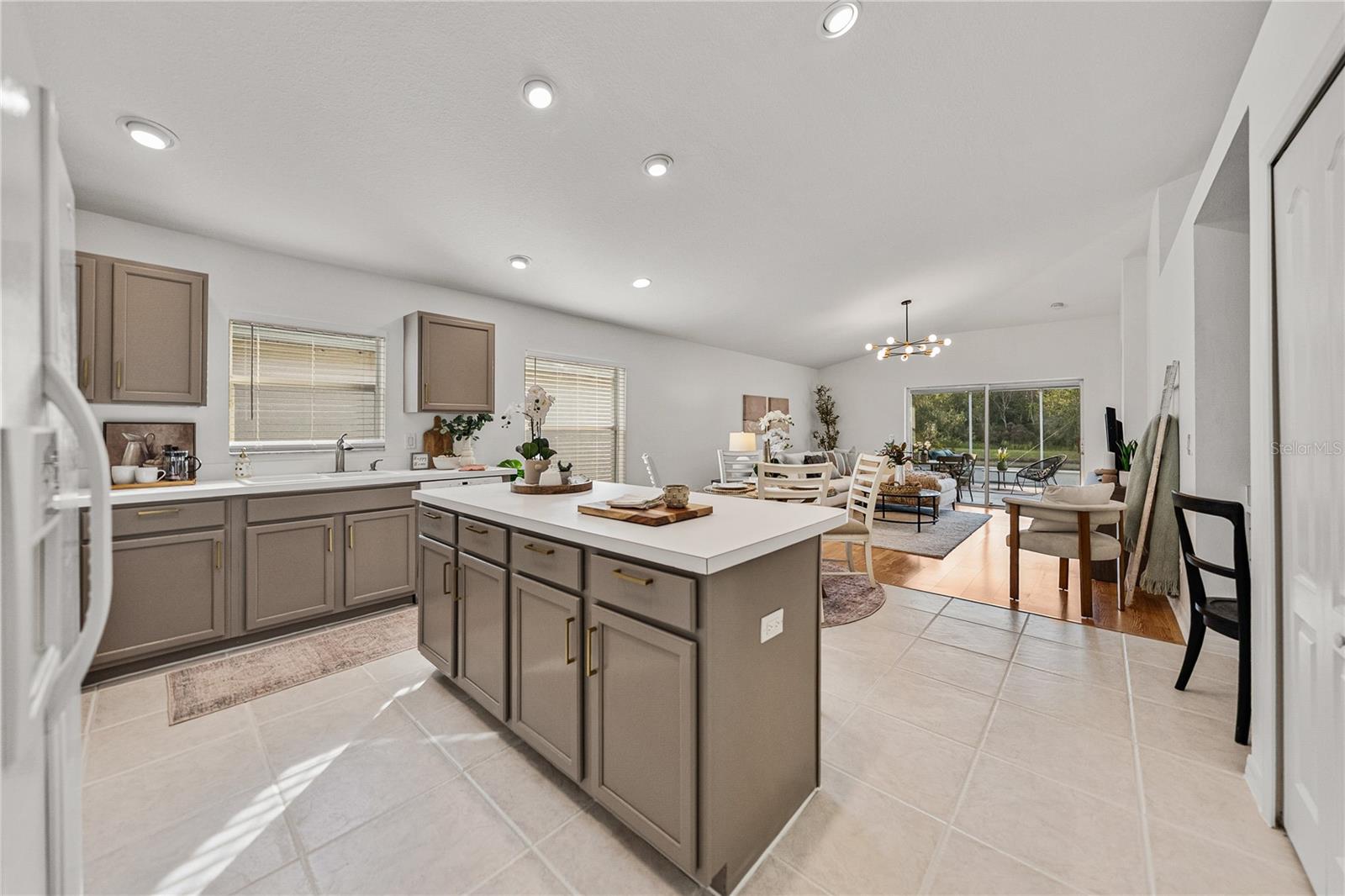 MEADOW POINTE 04 PRCL J - Residential