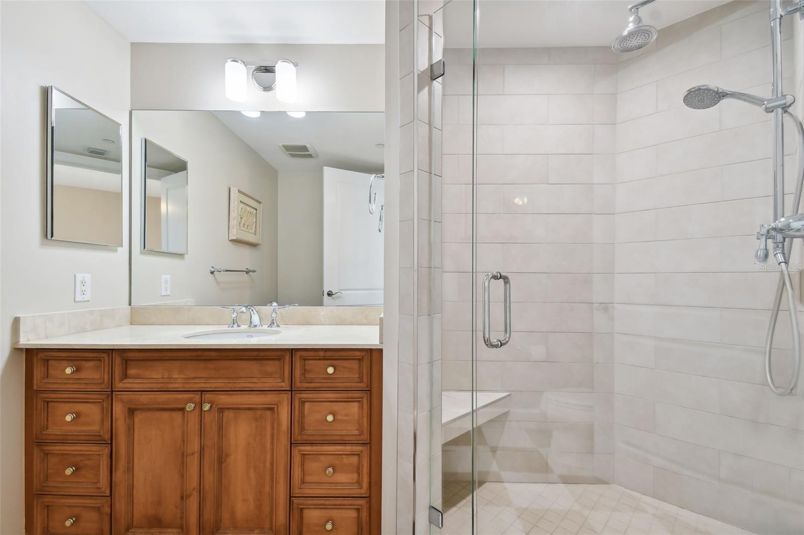 PARKSHORE PLAZA CONDO - Residential