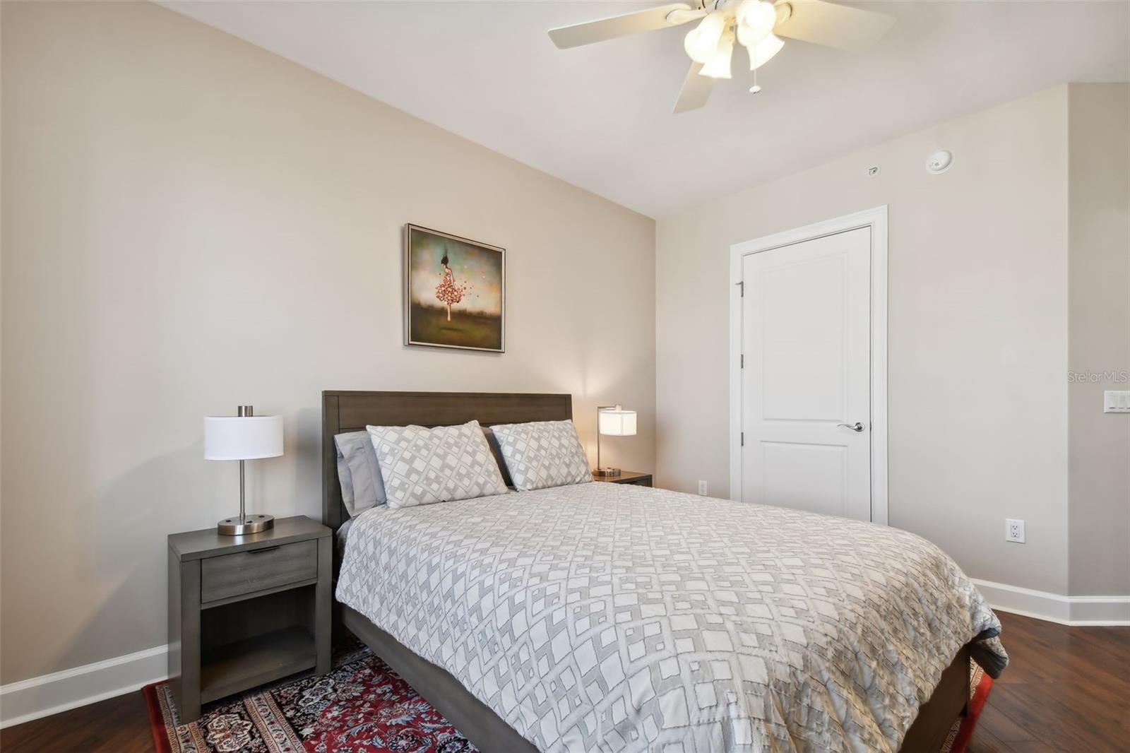 PARKSHORE PLAZA CONDO - Residential