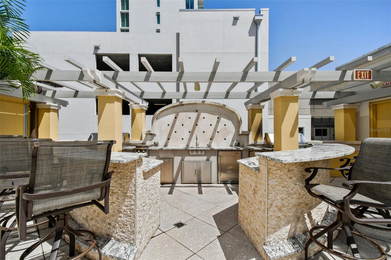 PARKSHORE PLAZA CONDO - Residential