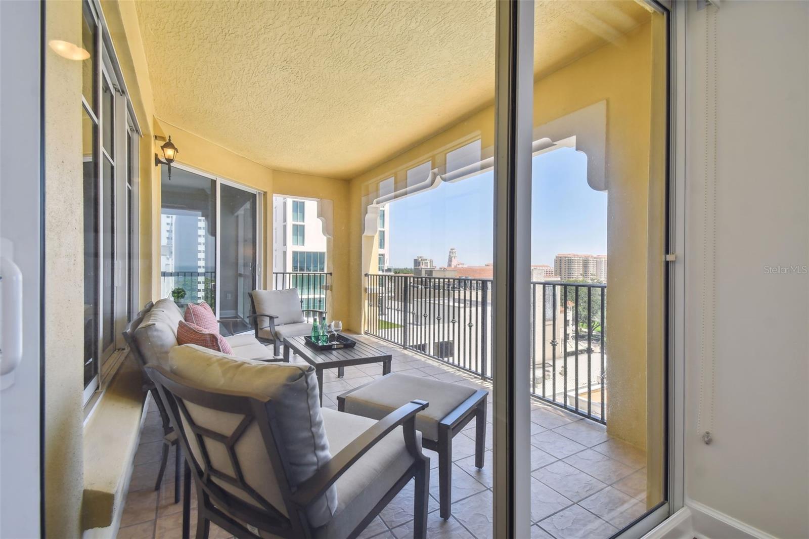 PARKSHORE PLAZA CONDO - Residential