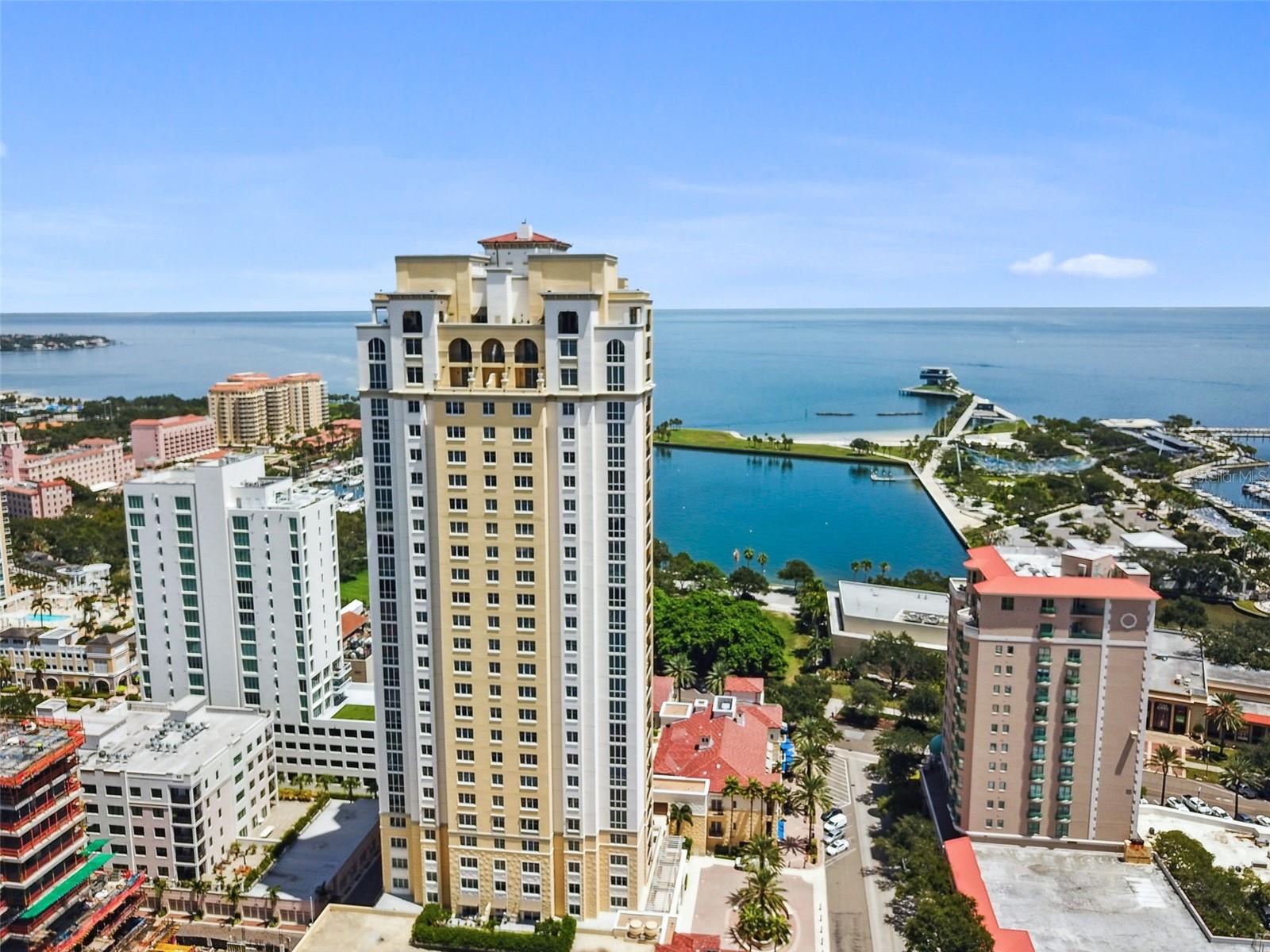 PARKSHORE PLAZA CONDO - Residential