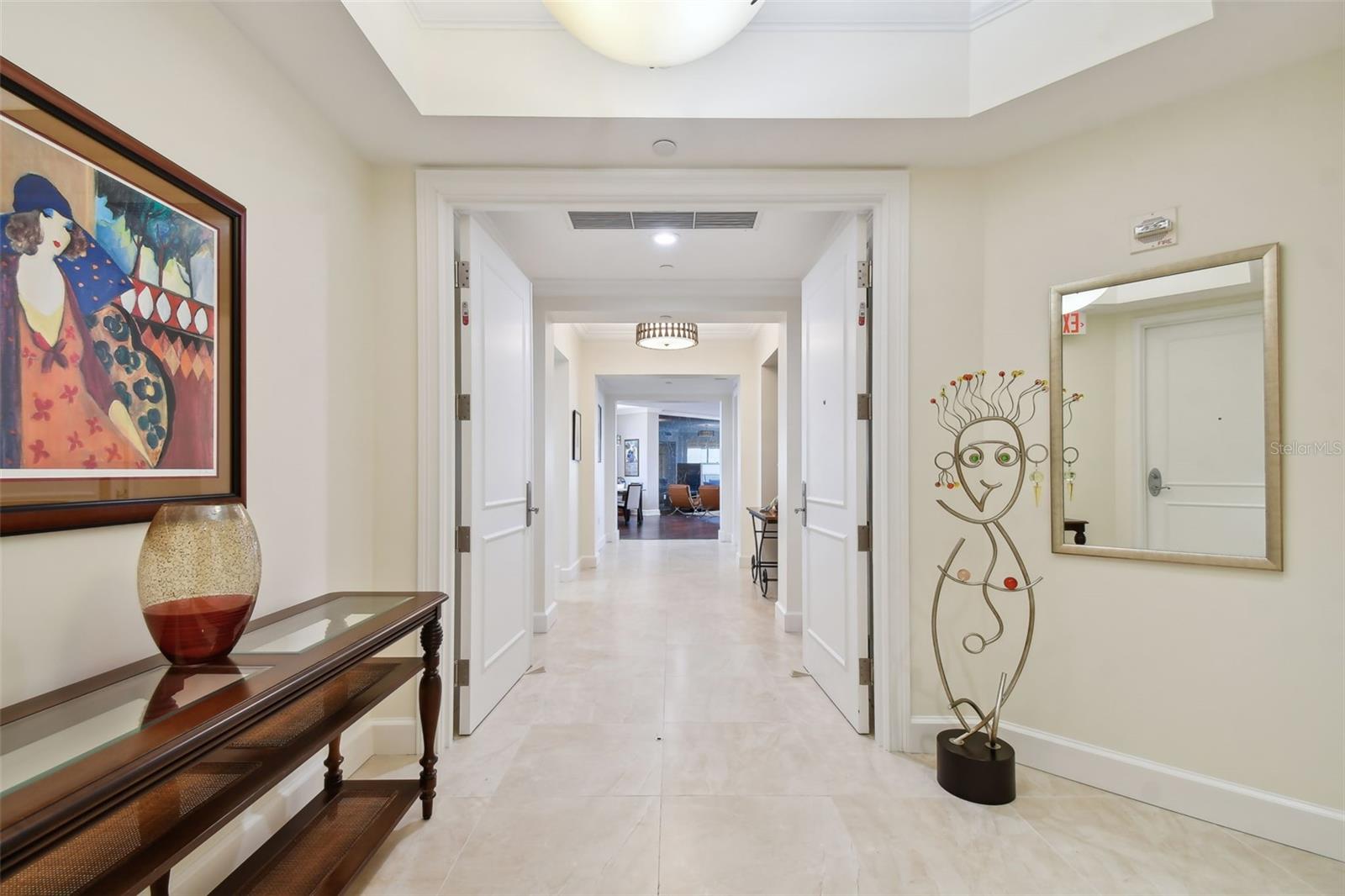 PARKSHORE PLAZA CONDO - Residential