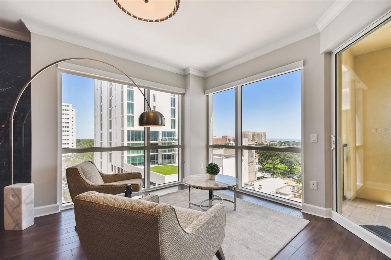 PARKSHORE PLAZA CONDO - Residential