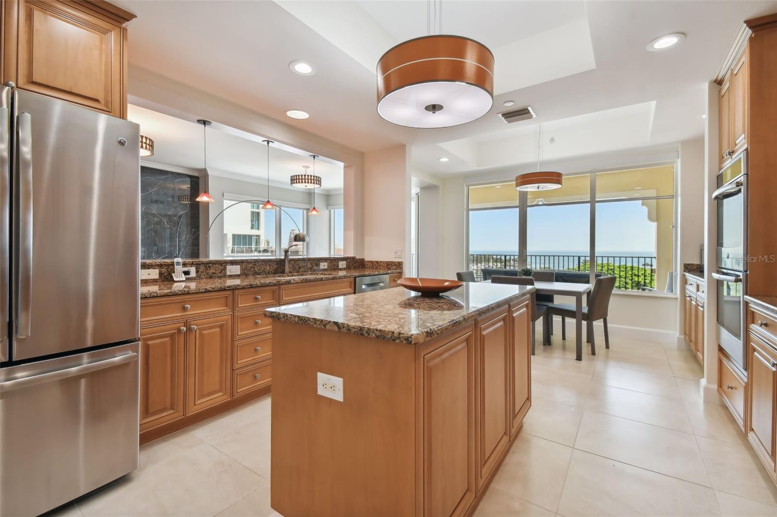 PARKSHORE PLAZA CONDO - Residential