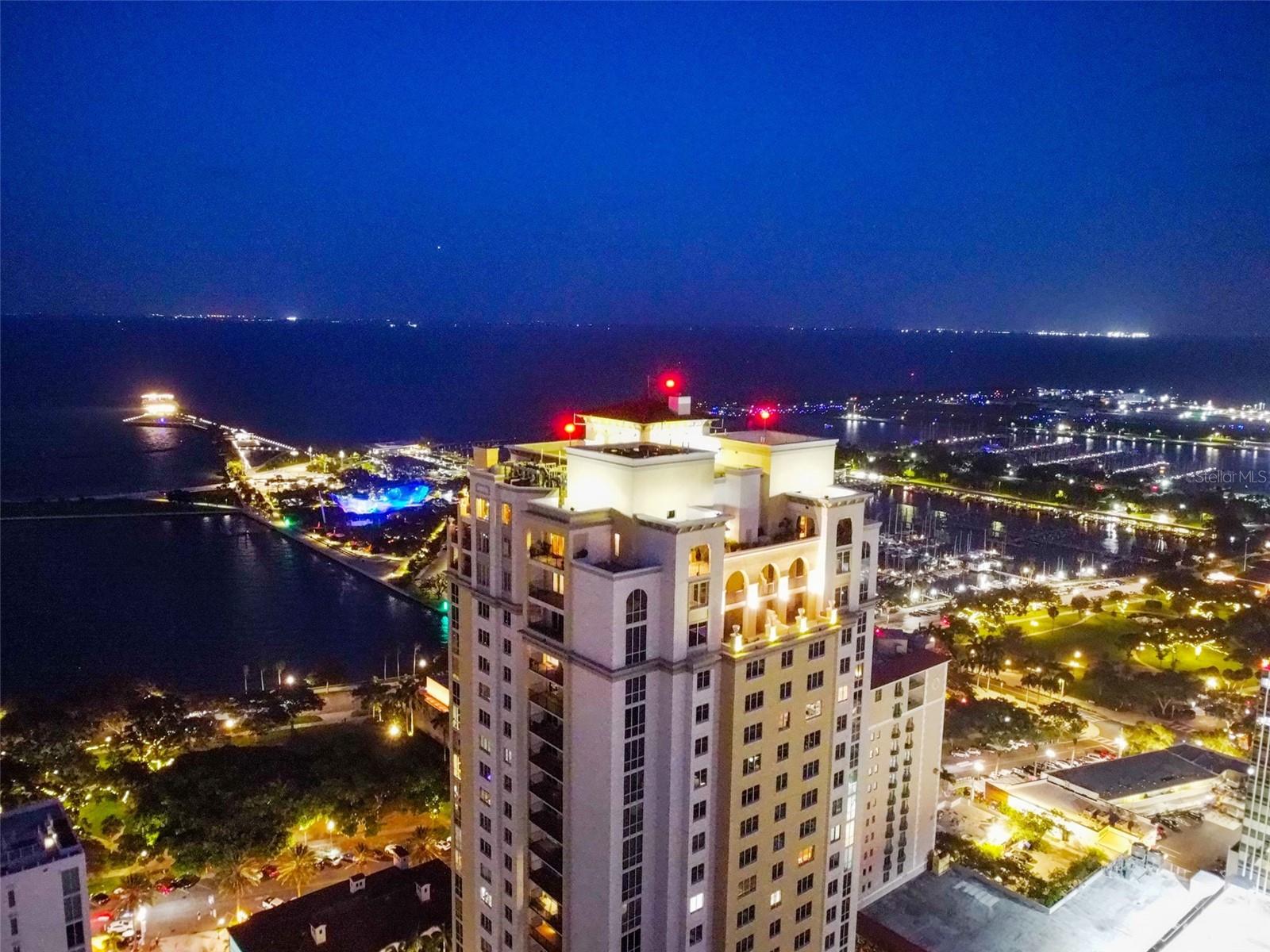 PARKSHORE PLAZA CONDO - Residential