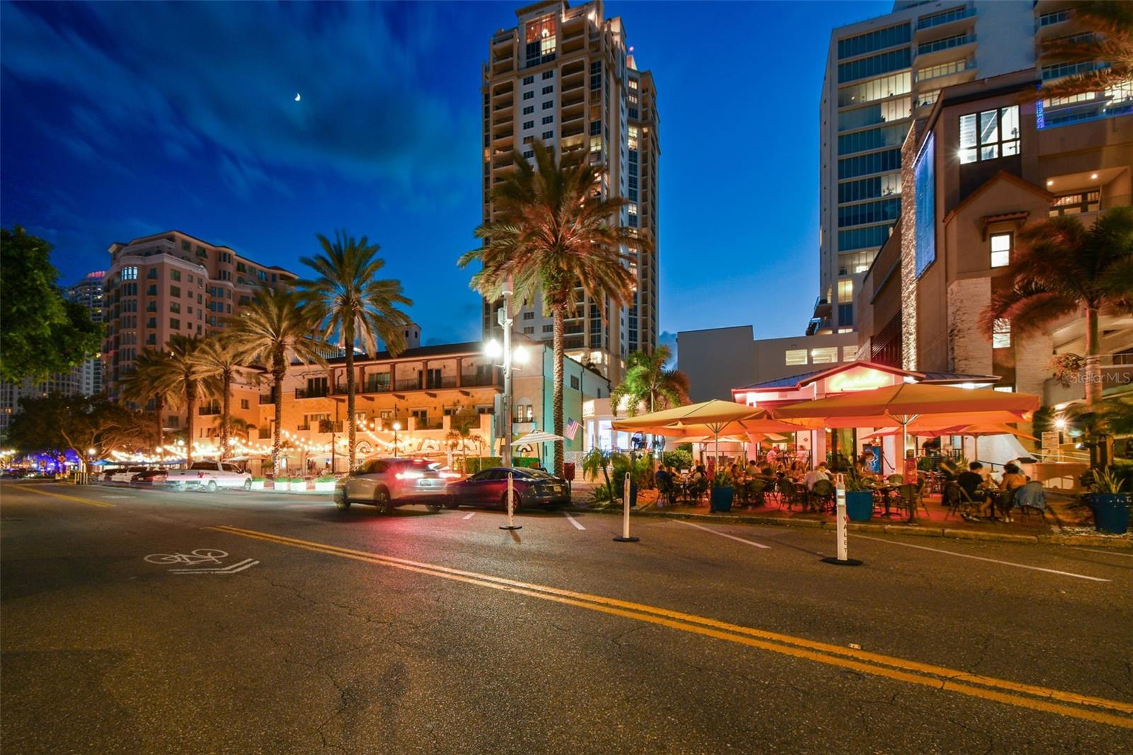 PARKSHORE PLAZA CONDO - Residential