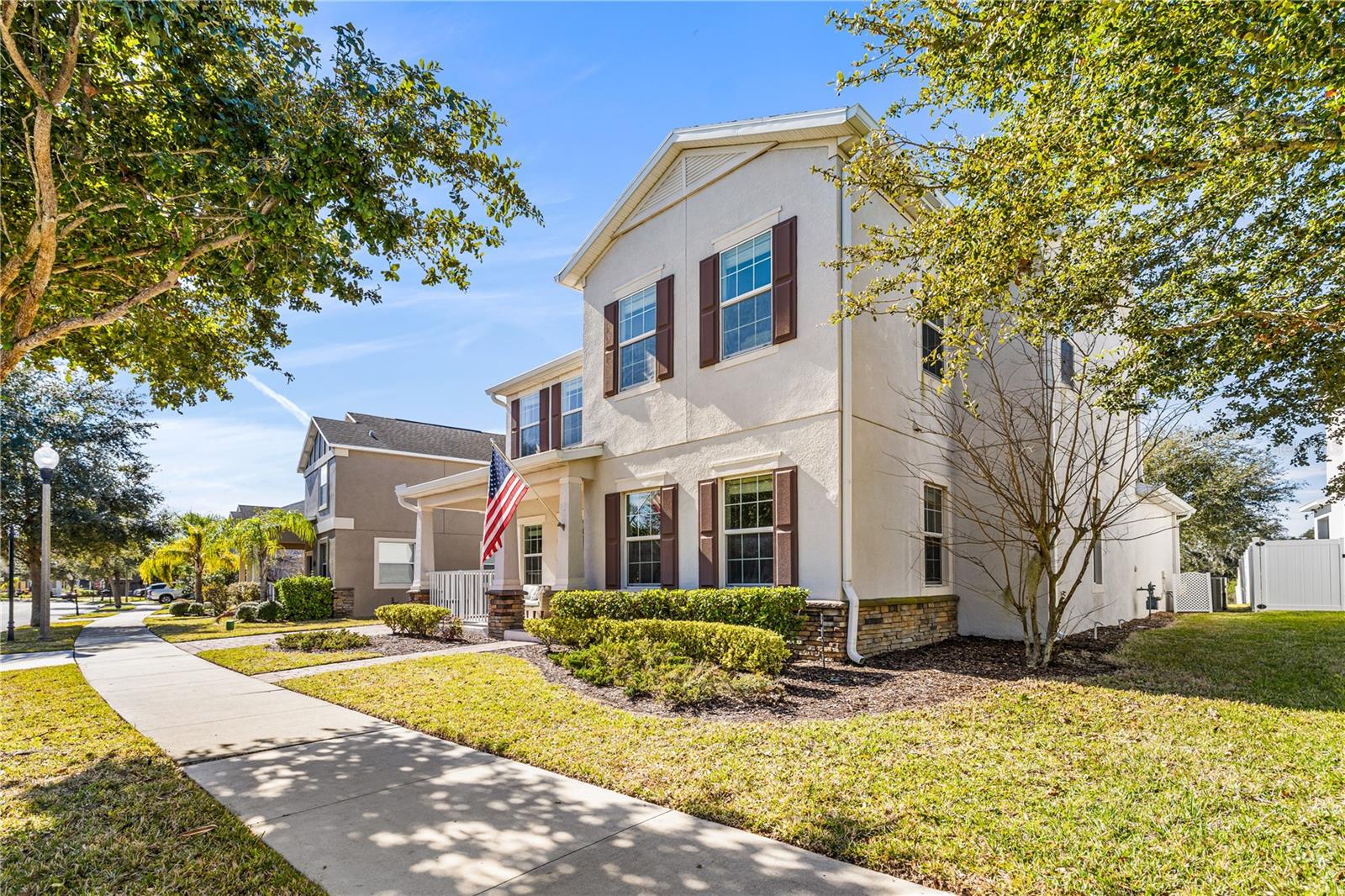 SIGNATURE LAKES PH 3B-4, 3B-5 & 3B-7 83/27 LOT 184 - Residential