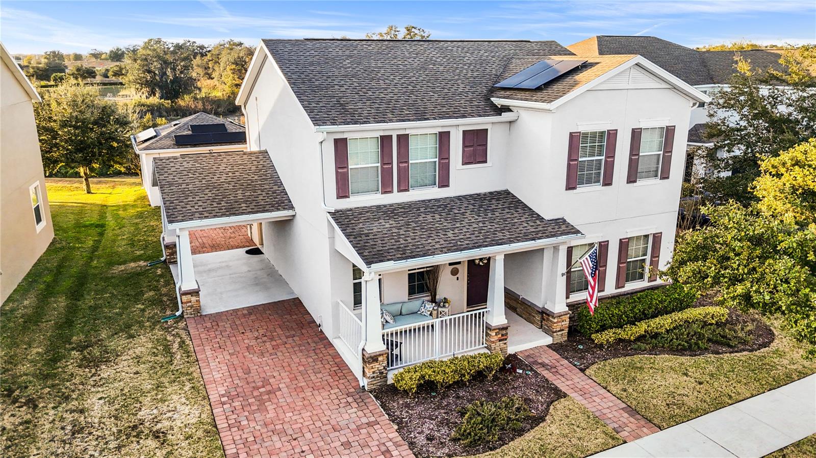 SIGNATURE LAKES PH 3B-4, 3B-5 & 3B-7 83/27 LOT 184 - Residential