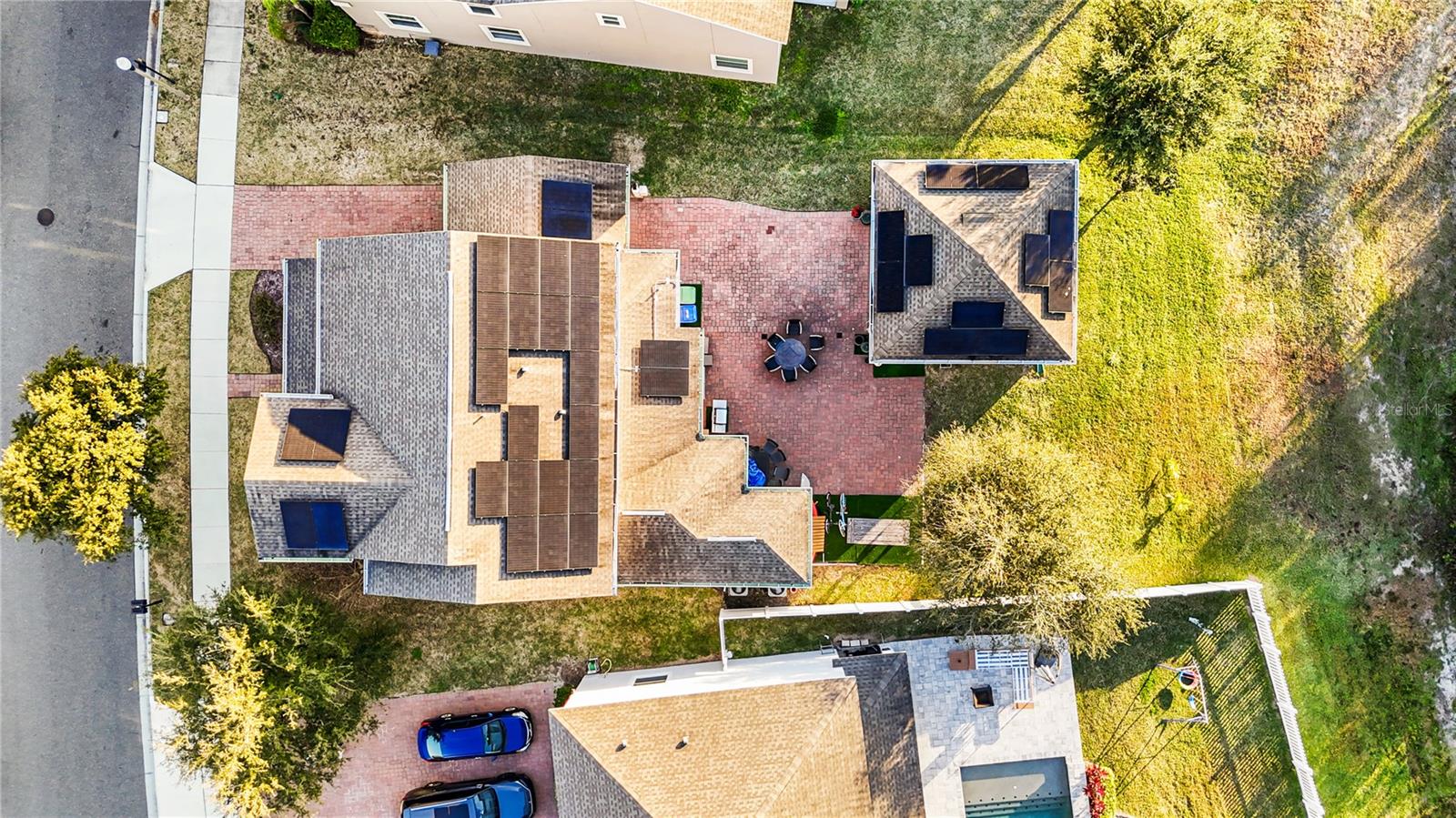 SIGNATURE LAKES PH 3B-4, 3B-5 & 3B-7 83/27 LOT 184 - Residential