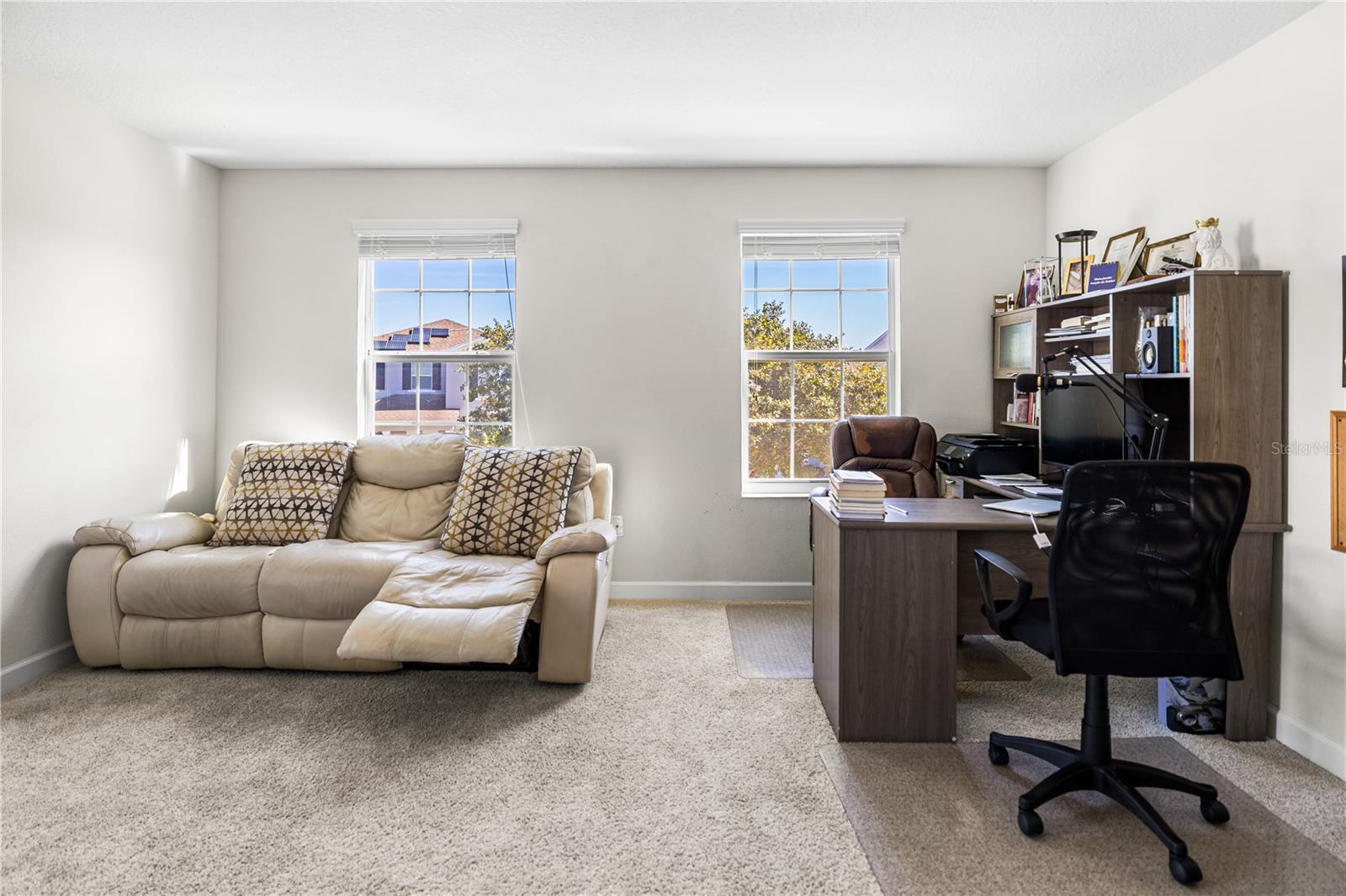 SIGNATURE LAKES PH 3B-4, 3B-5 & 3B-7 83/27 LOT 184 - Residential