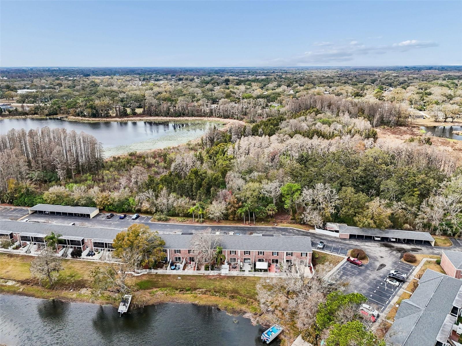 WHISPERING OAKS - Residential