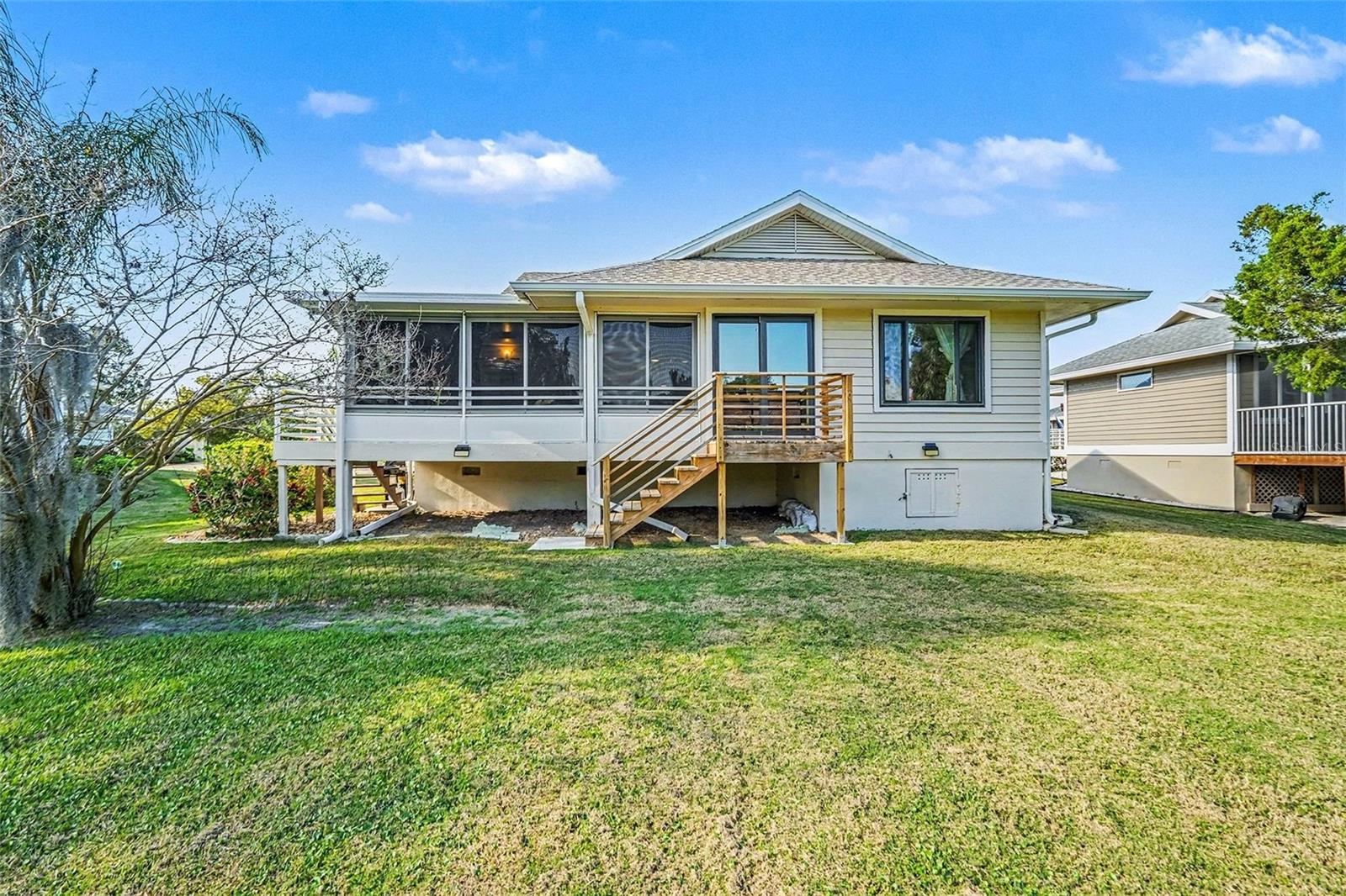 POINTE ALEXIS SOUTH - Residential