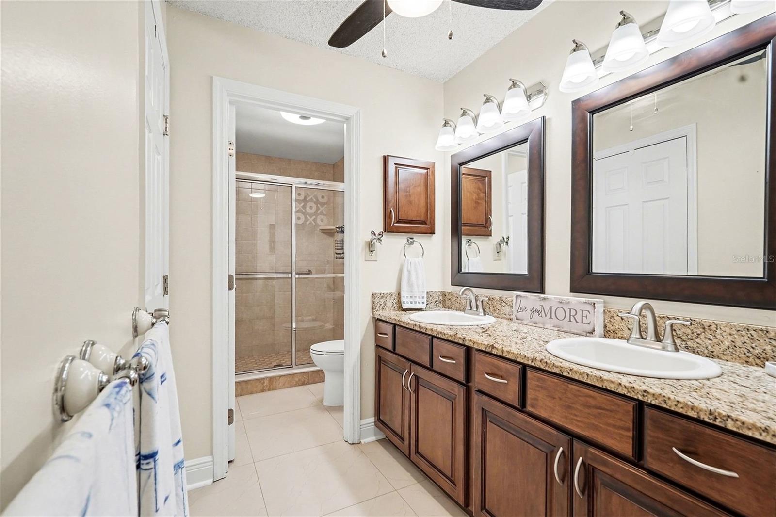 POINTE ALEXIS SOUTH - Residential