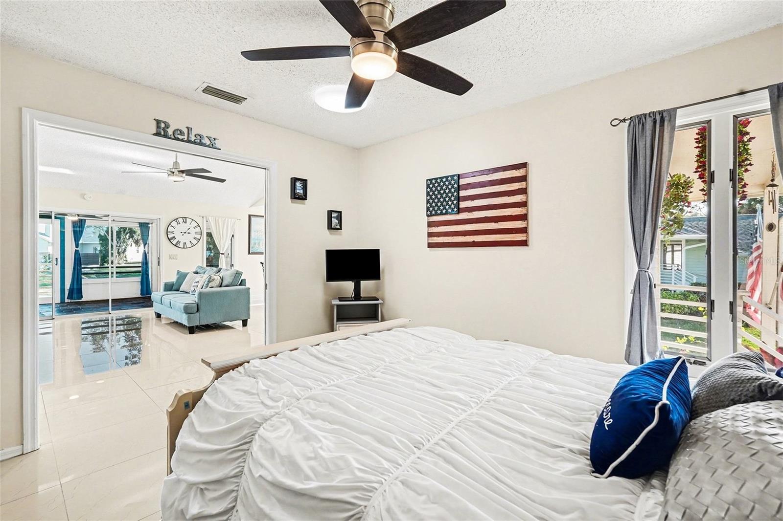 POINTE ALEXIS SOUTH - Residential