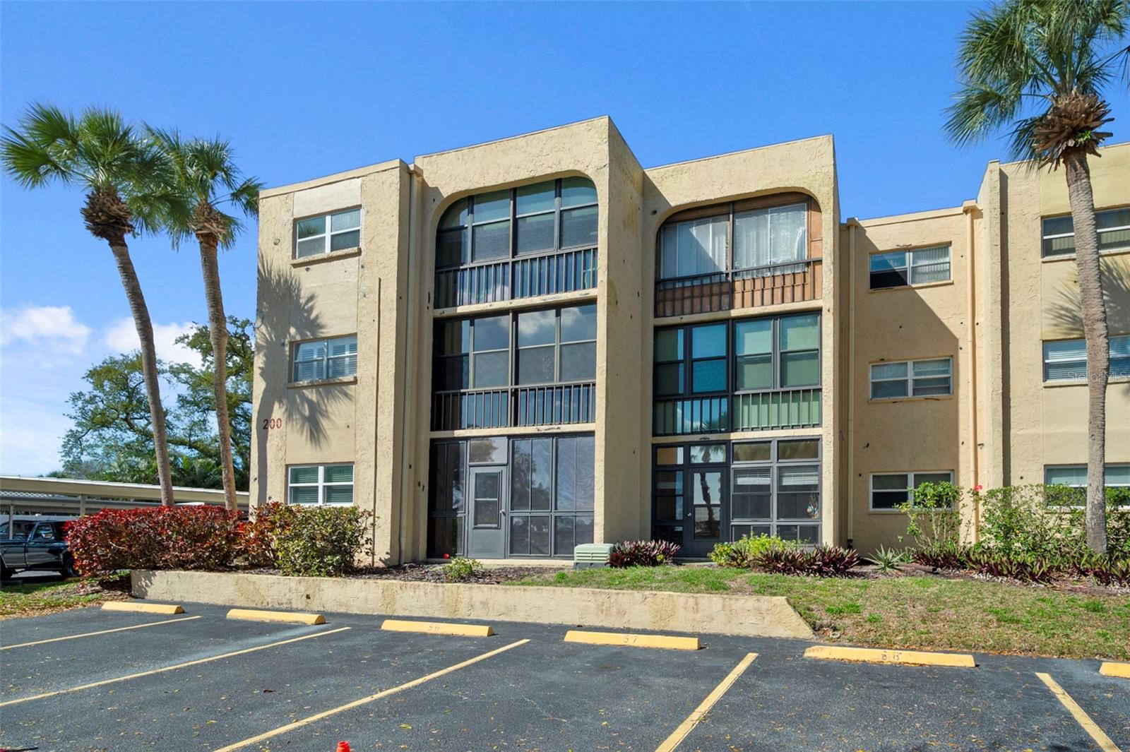 WATERS EDGE 3 CONDO - Residential