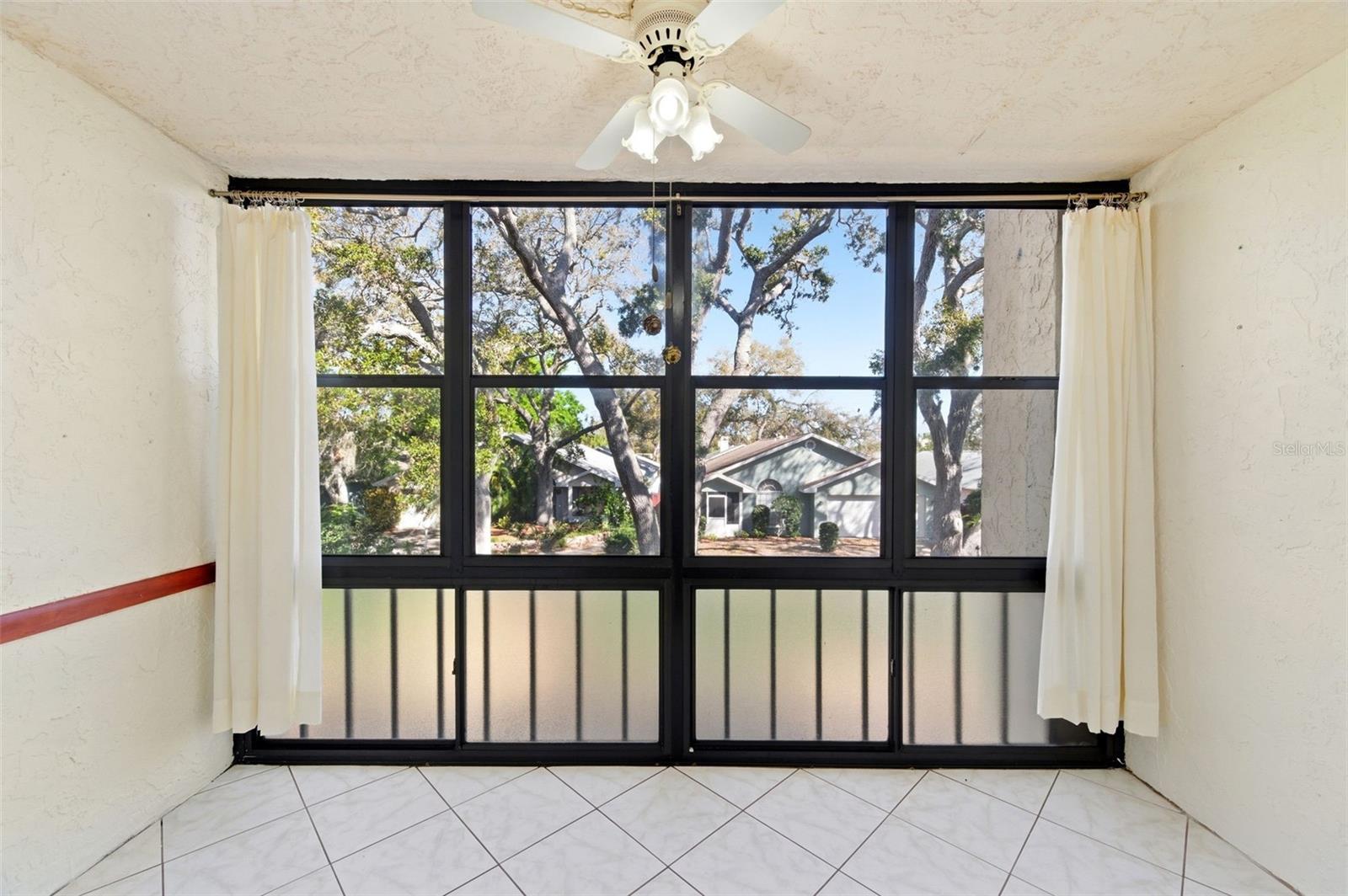 WATERS EDGE 3 CONDO - Residential