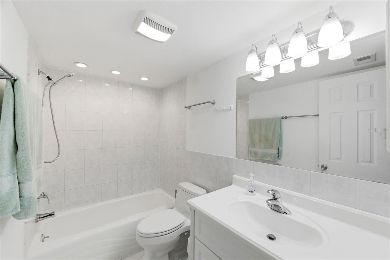 WATERS EDGE 3 CONDO - Residential