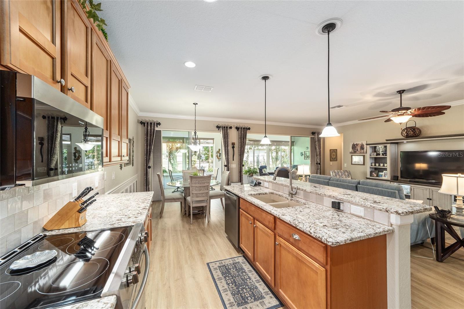 STONE CREEK - Residential