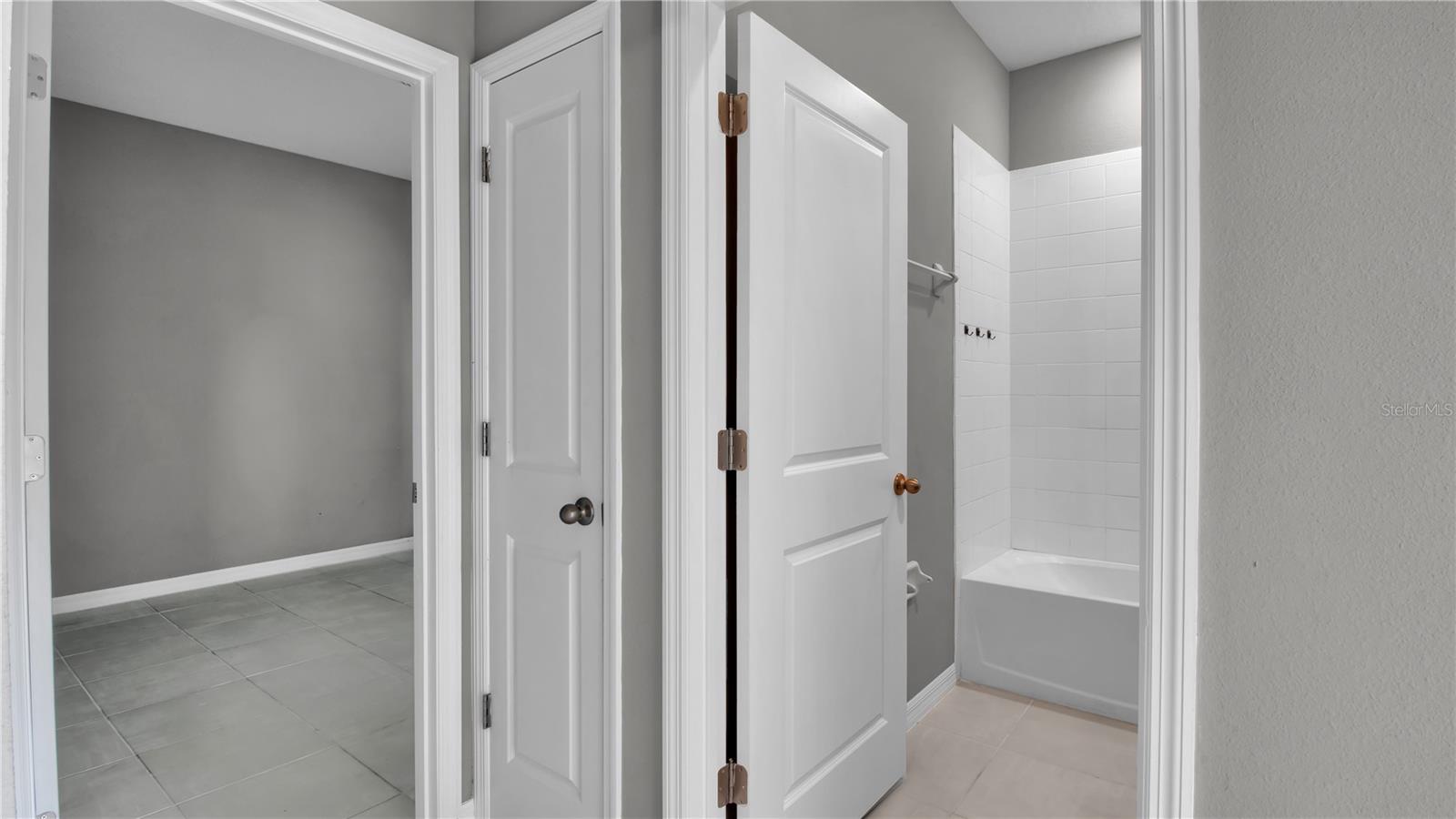 CREEK PRESERVE - Residential Lease