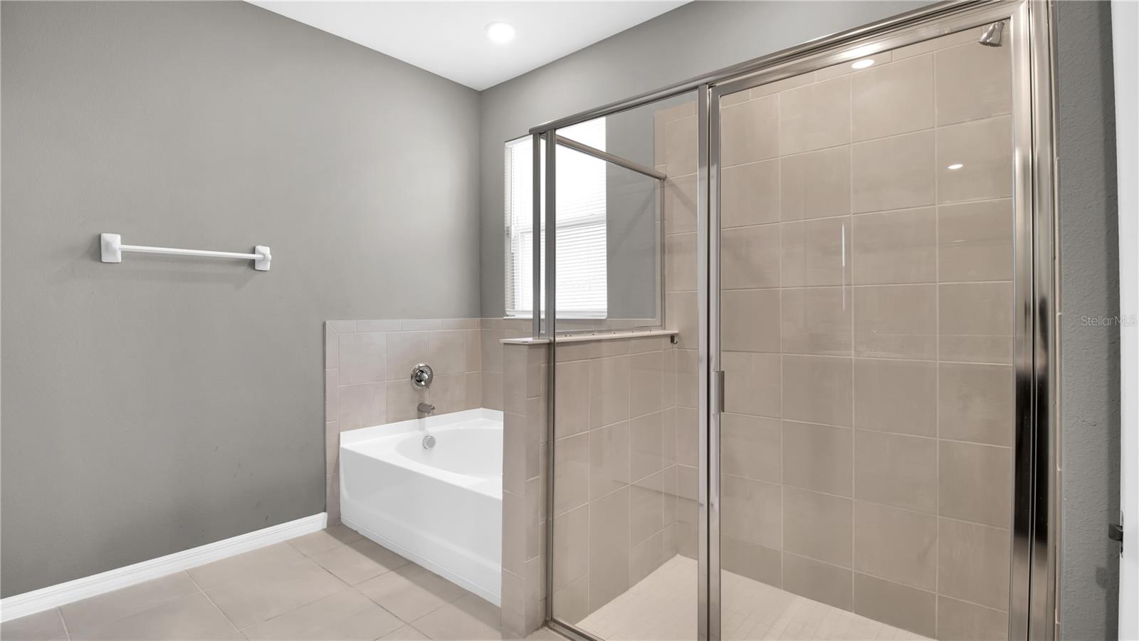 CREEK PRESERVE - Residential Lease