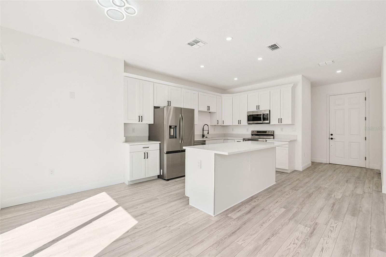 QUAIL TRAIL ESTATES - Residential