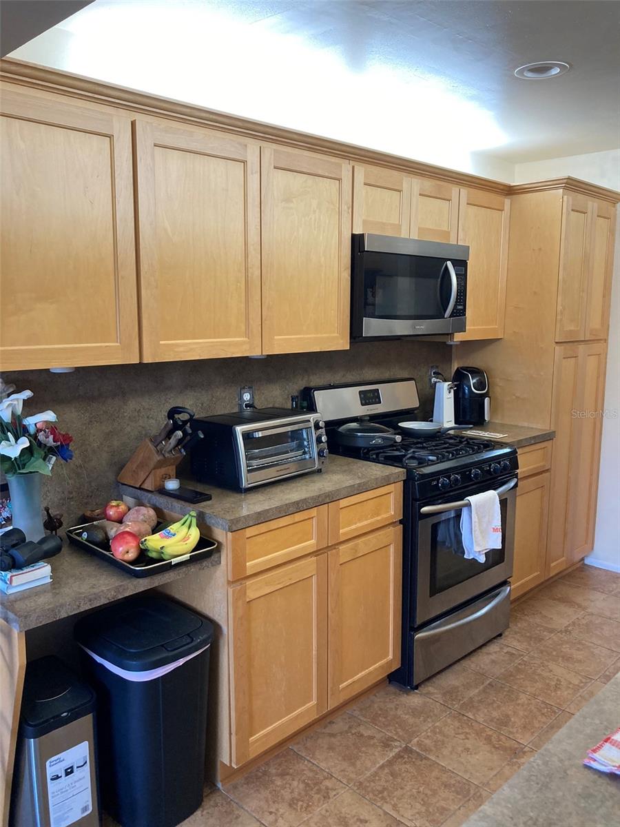 TERRACE PARK OF FIVE TOWNS - Residential Lease