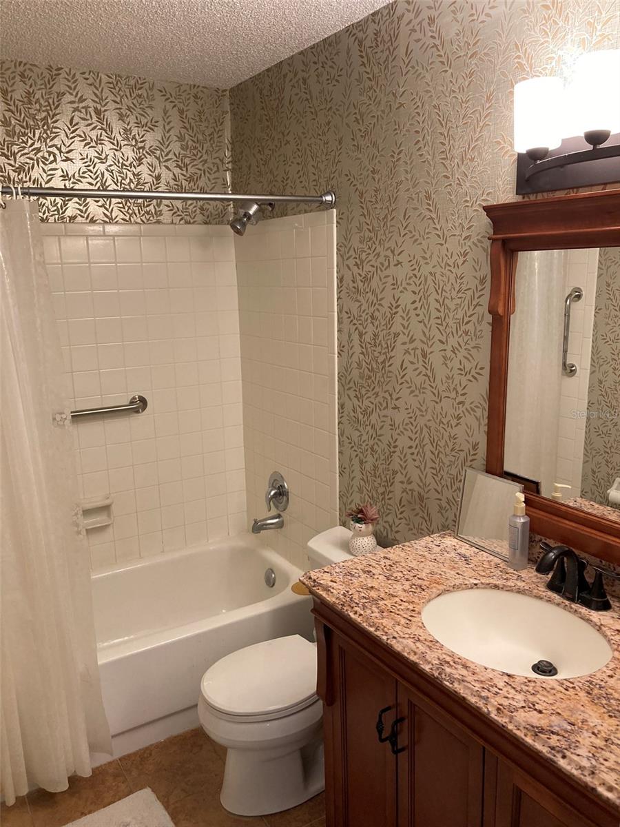 TERRACE PARK OF FIVE TOWNS - Residential Lease