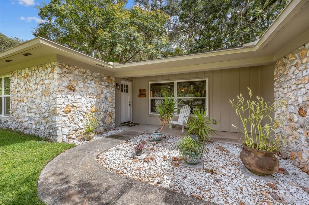 Photo of 4113 NW 48th Place, Gainesville, FL 32606 (MLS # GC532850)