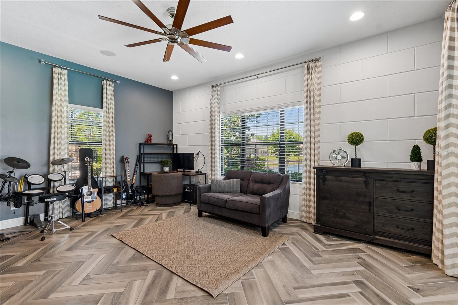 CONNERTON VILLAGE 01 PRCL 101 & 102 - Residential