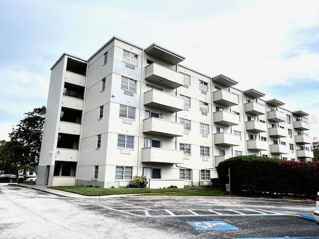 HYDE PARK TOWERS A CONDO - Residential Lease