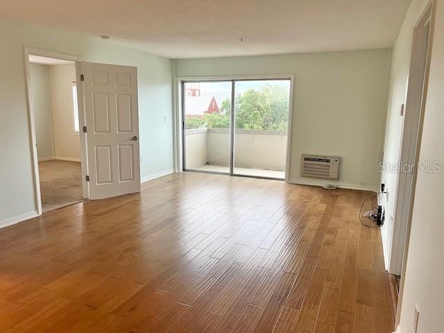 HYDE PARK TOWERS A CONDO - Residential Lease