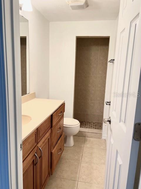 HYDE PARK TOWERS A CONDO - Residential Lease