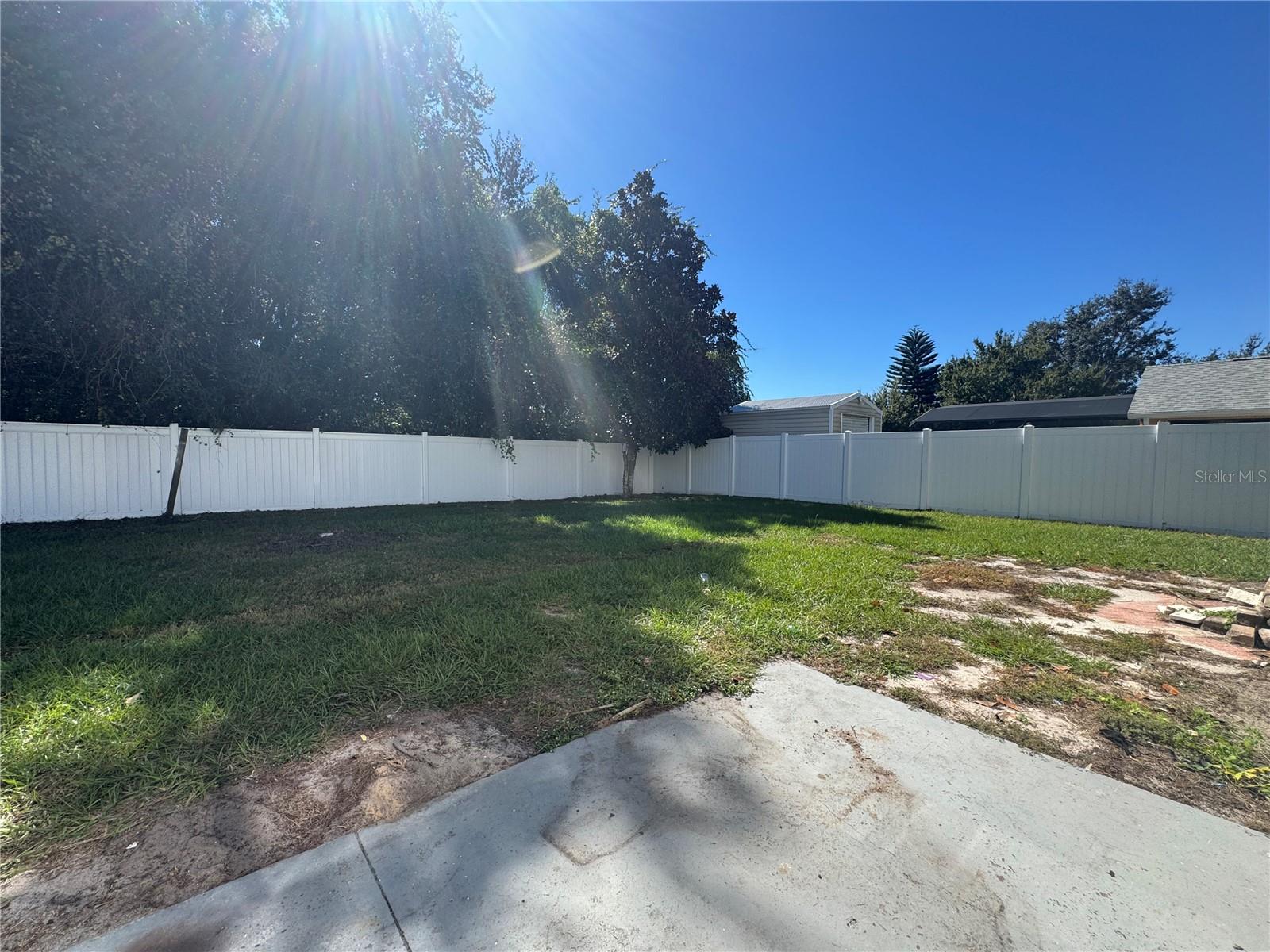 REAGANS RUN - Residential Lease