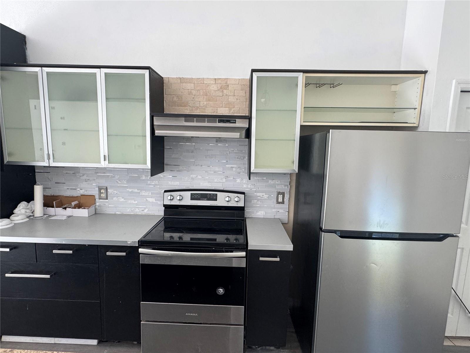 REAGANS RUN - Residential Lease